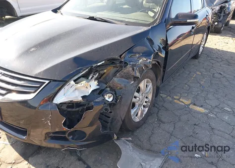 2011 Nissan Altima 2.5 S z USA, uszkodzony, nr VIN 1N4AL2AP3BN434640